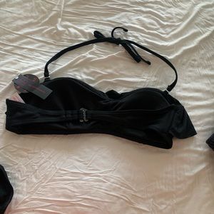NWT black flounce bikini top